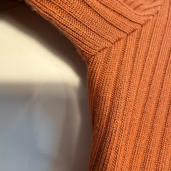 Reformation Orange Ribbed Tee - Picture 4 of 7